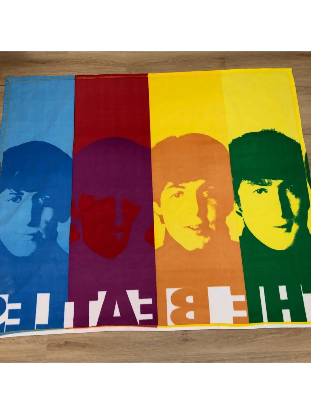 VINTAGE Y2K THE BEATLES THROW BLANKET RAINBOW APPLE 50” x 60”